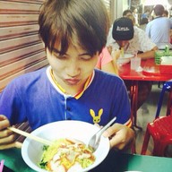 จรรยาบะหมี่เกี๊ยวข้าวหมูแดง&อาหารตามสั่ง