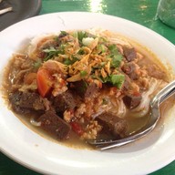 ขนมจีนห้อยขา