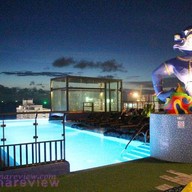 The Roof Splash Pool Bar