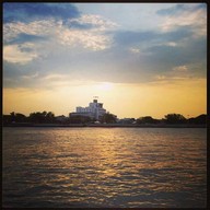 คุ้มเรือแก้ว