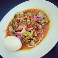 คุ้มเรือแก้ว