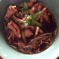 ก๋วยเตี๋ยวข้อไก่/ก๋วยเตี๋ยวหมู/ก๋วยเตี๋ยวเป็ด หัวกุญแจ หนองชาก