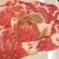 Emperor Yakiniku Buffet ปอร์ติโก้