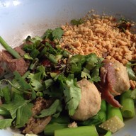 ผักไห่ก๋วยเตี๋ยวเรือ