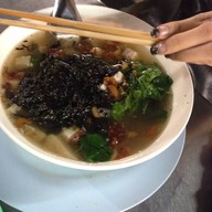 เกาเหลาเลือดหมู สุขุมวิท 38