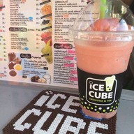 ICE CUBE Smoothies&Tea