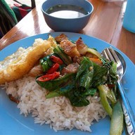 อาหารตามสั่ง ซ.สุขุมวิท 12