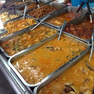 ร้านอาหารปักษ์ใต้ป้าวันดี ห้วยขวาง