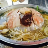 เติบ หมูกระทะ อำเภอวารินชำราบ