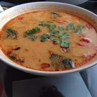 บ้านเลขที่ 8