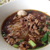 ก๋วยเตี๋ยวเรือ นั่งเล่น