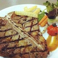 สเต็กข้าวแกงประตูแพร่ง JIRA'S STEAK