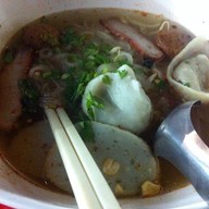 ลูกชิ้นปลาเยาวราช