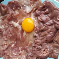 ลาบอีสาน ต้น&แต จิ้มจุ่ม อุบลฯ