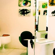 Chic Club Hair Studio ทาวอินทาวน์