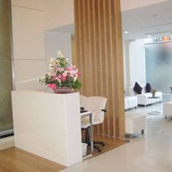 Apex Profound Beauty ทองหล่อ