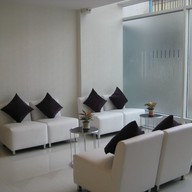 Apex Profound Beauty ทองหล่อ