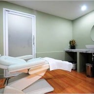 SK Clinic สีลม