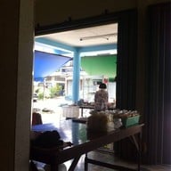 ร้านก๋วยเตี๋ยวหมูเลียงเจ๊แก หนองบัว จันทบุรี