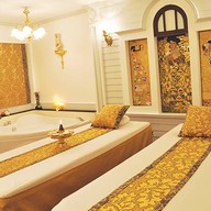 Center Point Massage & Spa สุขุมวิท 24