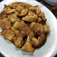 ข้าวต้มนายแดง ถ.ช้างคลาน