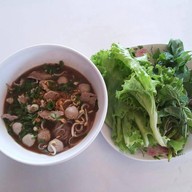 ก๋วยเตี๋ยวหมูน้ำตก ยายเทือง บ้านโนนสวรรค์ อำบึงโขงหลง กินเตี๋ยว ชมองุ่น