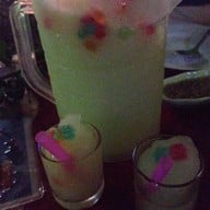 รวยรินเหล้าปั่น