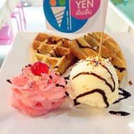 Yen Yen ice cream bar เพชรบุรี