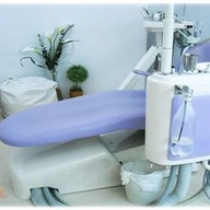 SKY TRAIN DENTAL CLINIC ถนนเพชรบุรี