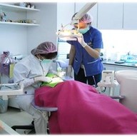 SKY TRAIN DENTAL CLINIC ถนนเพชรบุรี