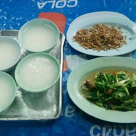 ร้านอาหารแตโต้รุ่ง