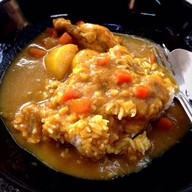 ข้าวแกงกระหรี่ ฝายหิน