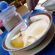 น้ำเต้าหู้ เต้าฮวย ถนนประชาธิปัตย์ 2