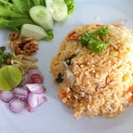 ก๋วยเตี๋ยวแม่ปู (บางขมิ้น) และ น่ากินแลนด์