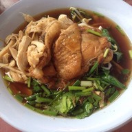 ก๋วยเตี๋ยวไก่ สุขุมวิท 31