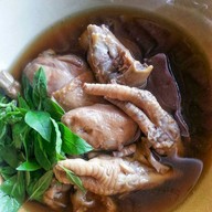 ก๋วยเตี๋ยวไก่ ริมคลอง ม.เอแบค