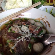 ก๋วยเตี๋ยวเมียหลวง
