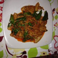 สวนอาหารข้าวปั้น ริมนำ้หวายเหนียว หวายเหนียว