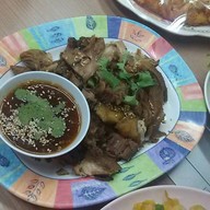 แหม่มโภชนา