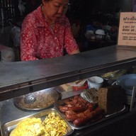 ปอเปี๊ยะสด สะพานเหลือง