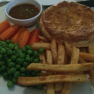 The U.n Irish Pub And Restaurant