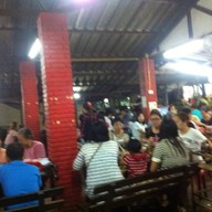 ข้าวต้มนายแดง ถ.ช้างคลาน