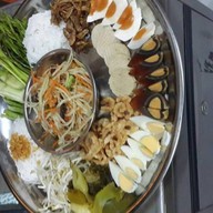 ครัวภูผาริมน้ำ