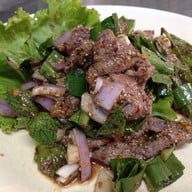 ยำแซบรสเด็ด (เจ้าเก่า) สุขุมวิท 38
