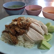 ข้าวมันไก่เฮียหลอ