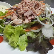 Bee's Café บ้านผึ้ง & Fika