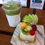 อั้ม เบเกอร์เฮ้าส์