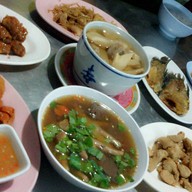 ข้าวต้มนายตี๋ง