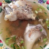 3 หญิง เชียงแสน