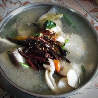 ข้าวแทนคุณ
